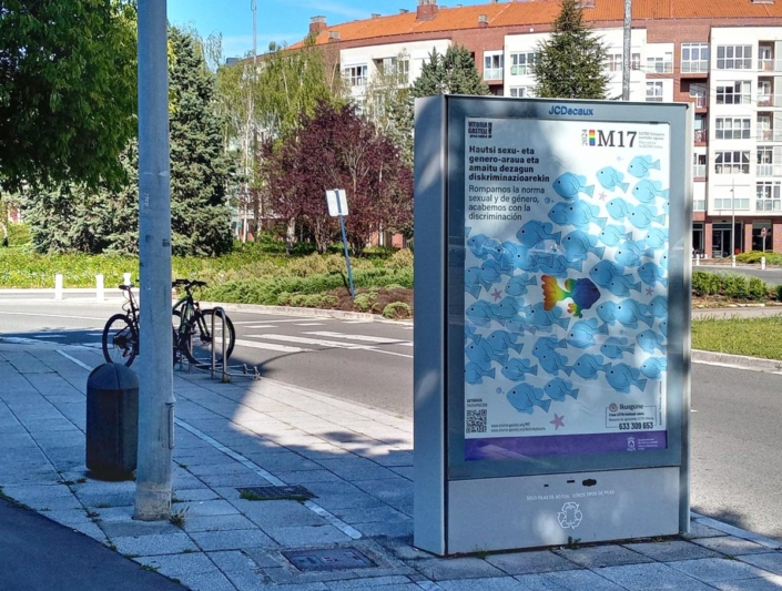 Diseño de mupi cartel para la campaña de comunicación del día 17 de mayo – día contra la LGTBI-fobia Diseño de mupi cartel para la campaña de comunicación del día 17 de mayo - día contra la LGTBI-fobia